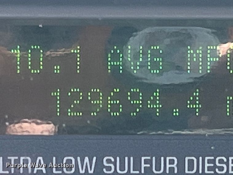 image for item IA9101 2009 Ford F550 Super Duty  Crew Cab utility / service truck