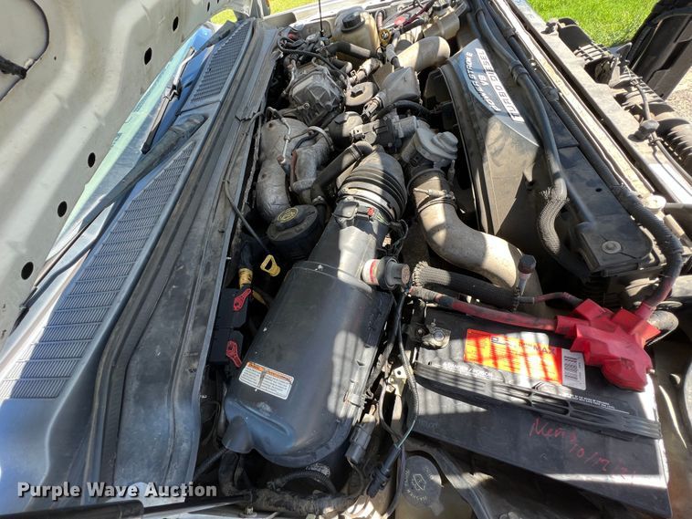 image for item IA9101 2009 Ford F550 Super Duty  Crew Cab utility / service truck