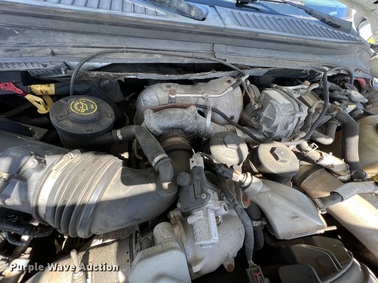 image for item IA9101 2009 Ford F550 Super Duty  Crew Cab utility / service truck