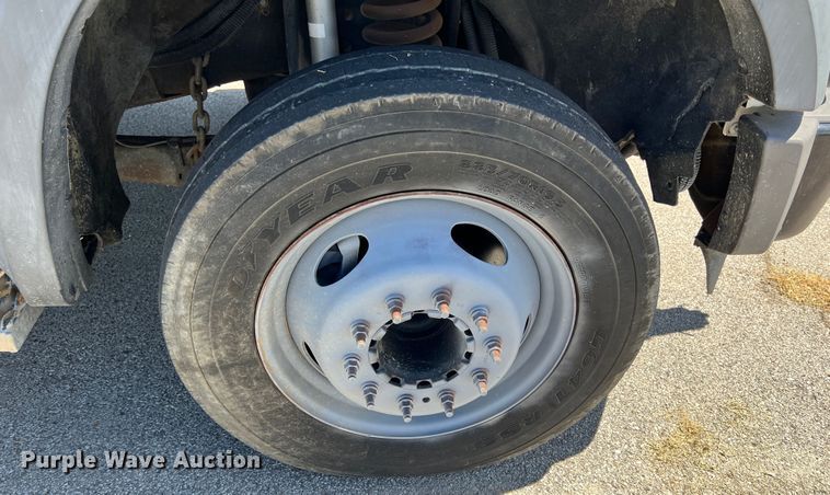 image for item IA9101 2009 Ford F550 Super Duty  Crew Cab utility / service truck