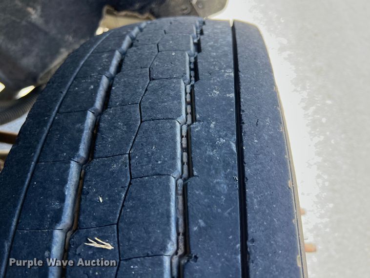 image for item IA9101 2009 Ford F550 Super Duty  Crew Cab utility / service truck