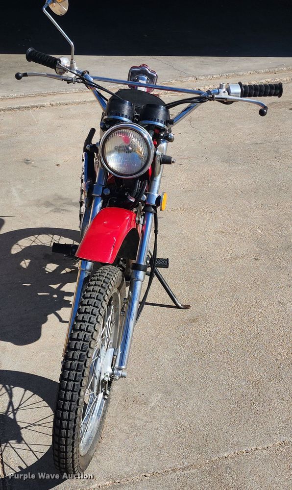 image for item KC9459 1973 Suzuki TS125  motorcycle