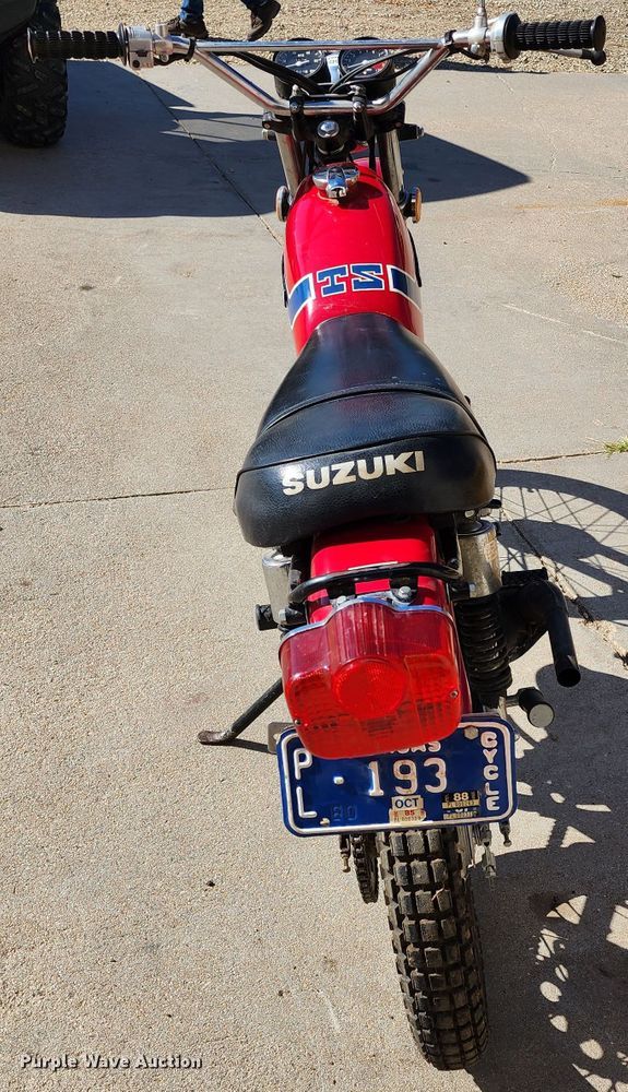 image for item KC9459 1973 Suzuki TS125  motorcycle