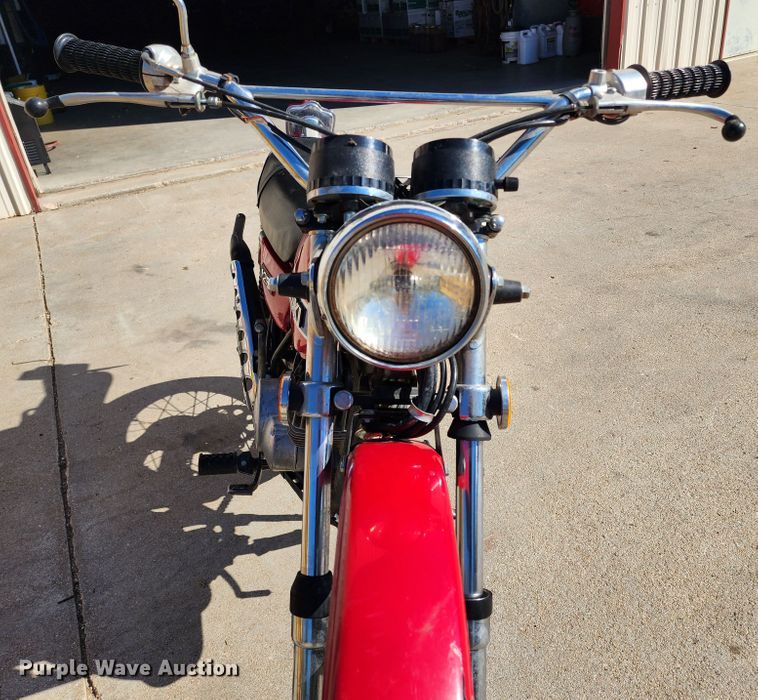 image for item KC9459 1973 Suzuki TS125  motorcycle