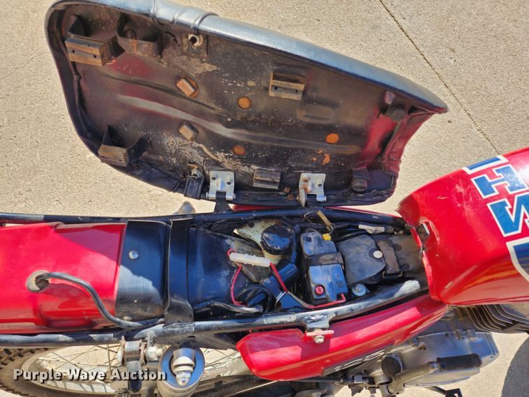 image for item KC9459 1973 Suzuki TS125  motorcycle