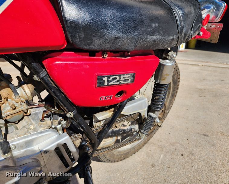 image for item KC9459 1973 Suzuki TS125  motorcycle