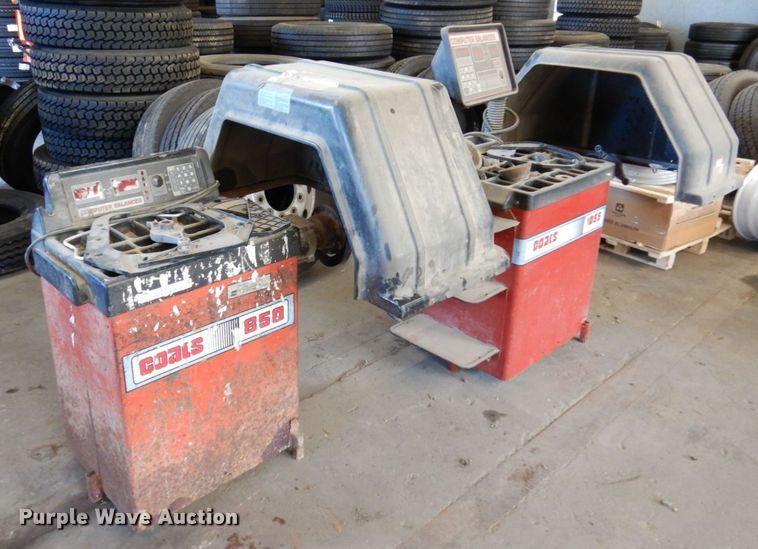 image for item KF9521 (2) Coats computer wheel balancers