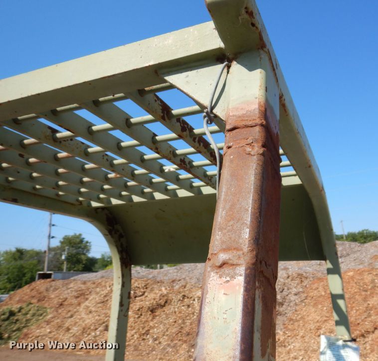 image for item KF9522 Clark  forklift