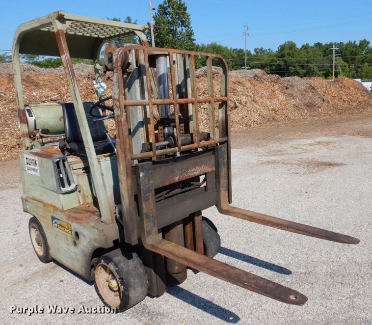 image for item KF9522 Clark  forklift
