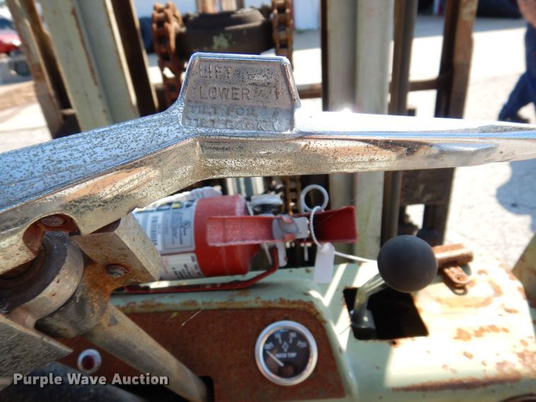 image for item KF9522 Clark  forklift