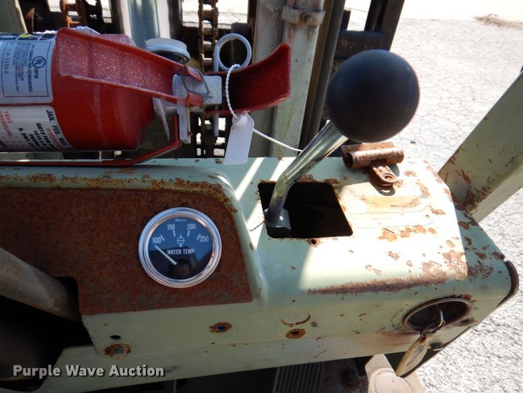 image for item KF9522 Clark  forklift