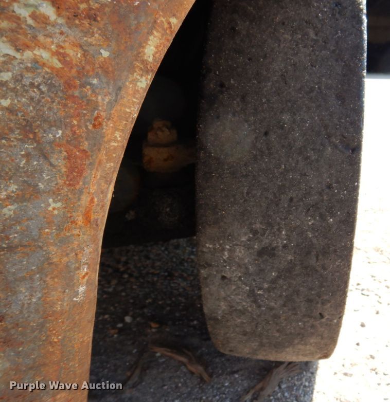 image for item KF9522 Clark  forklift