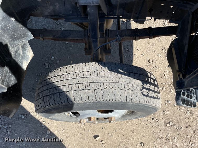 image for item KF9541 1998 Mitsubishi Fuso FG369  truck cab and chassis