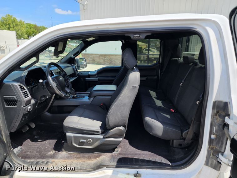 image for item KH9352 2017 Ford F150  SuperCab pickup truck