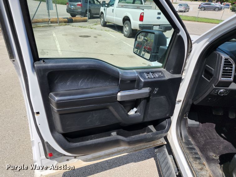 image for item KH9352 2017 Ford F150  SuperCab pickup truck