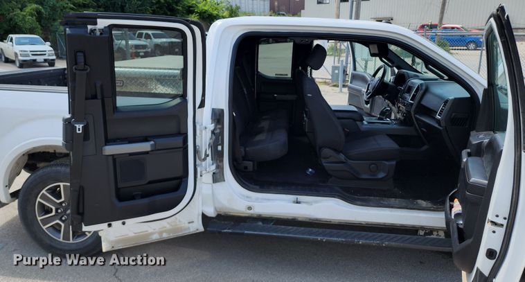 image for item KH9352 2017 Ford F150  SuperCab pickup truck