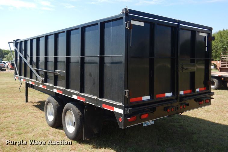 image for item KI9221 2014 Parker  dump trailer