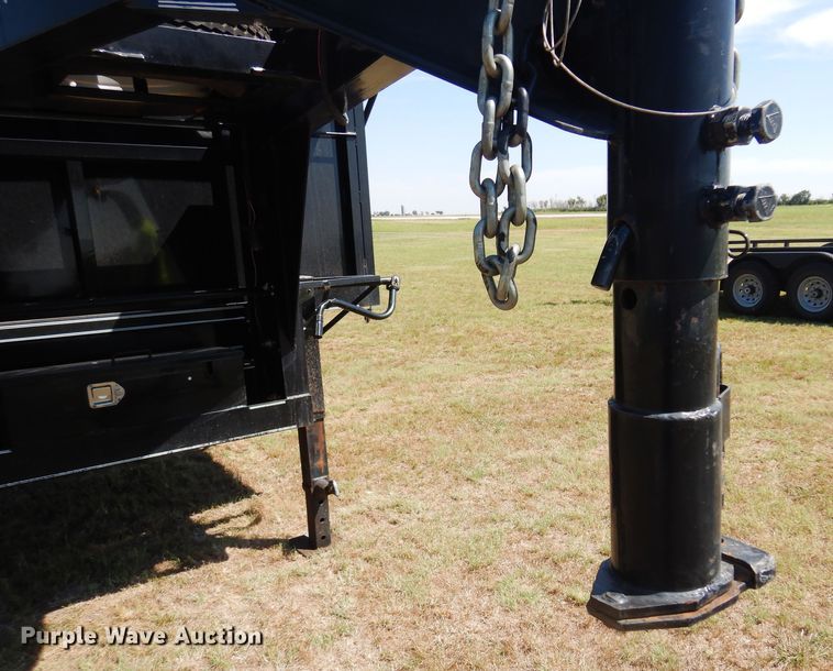 image for item KI9221 2014 Parker  dump trailer