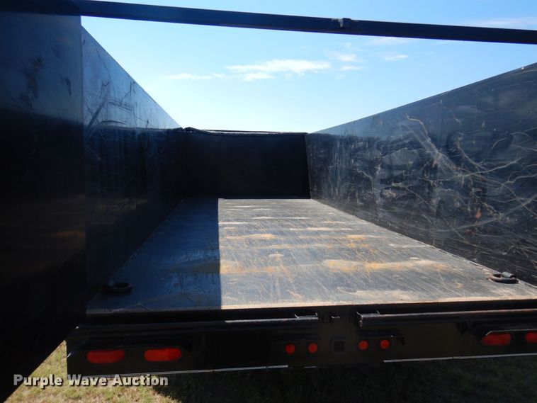 image for item KI9221 2014 Parker  dump trailer