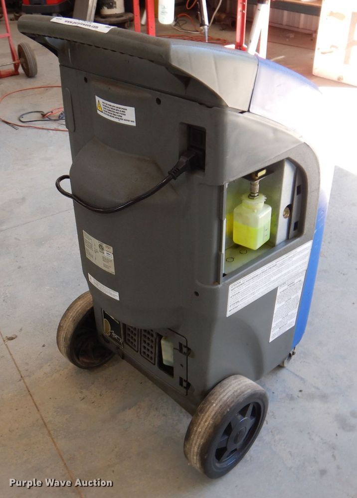 image for item KP9300 Mastercool 69788-A  refrigerant recycler