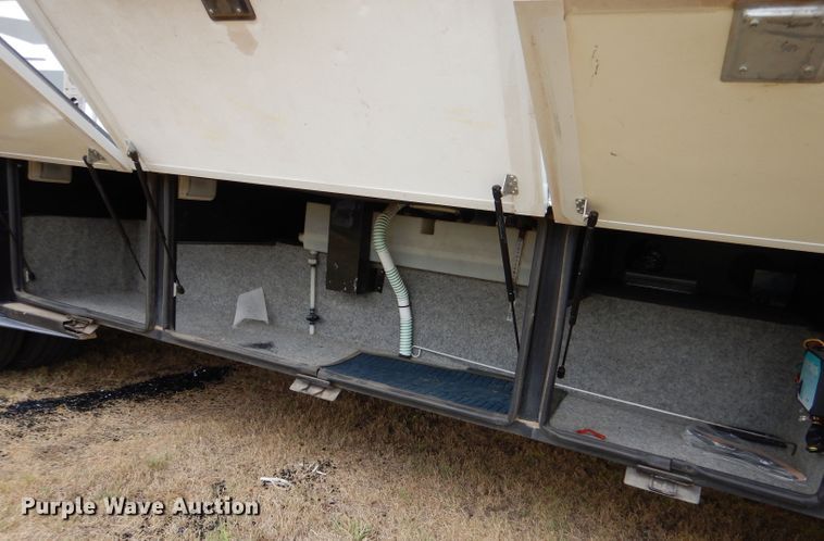 image for item LB9855 2001 Newmar Mountain Aire  RV