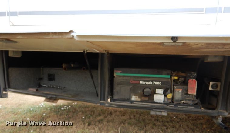 image for item LB9855 2001 Newmar Mountain Aire  RV