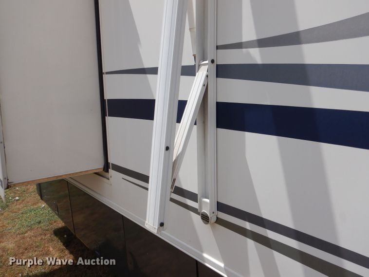 image for item LB9855 2001 Newmar Mountain Aire  RV