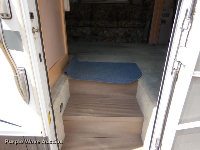 image for item LB9855 2001 Newmar Mountain Aire  RV