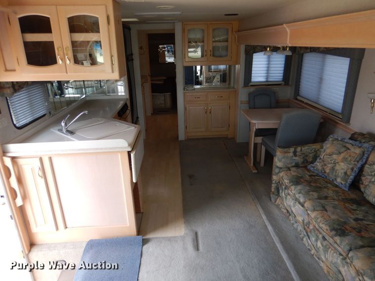 image for item LB9855 2001 Newmar Mountain Aire  RV