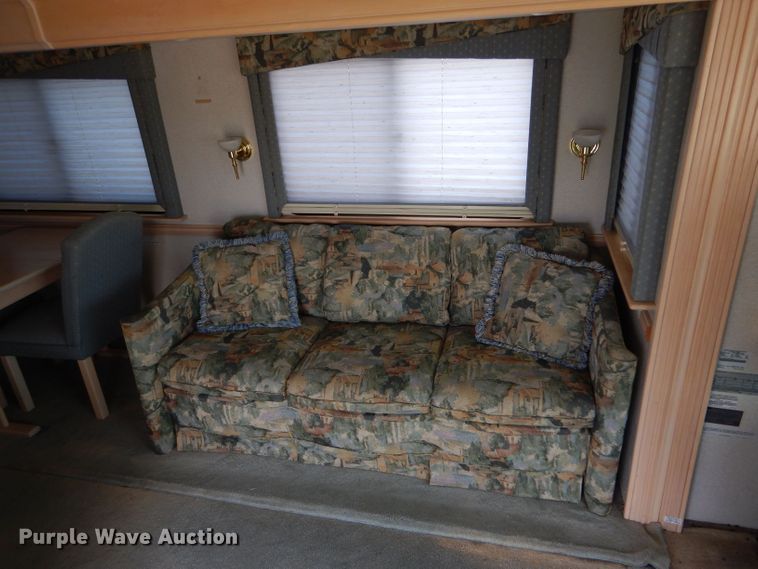 image for item LB9855 2001 Newmar Mountain Aire  RV