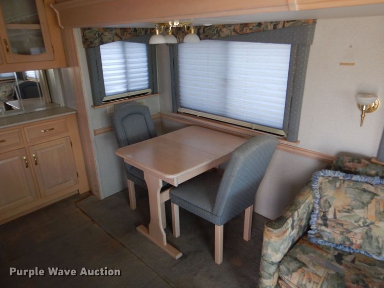 image for item LB9855 2001 Newmar Mountain Aire  RV