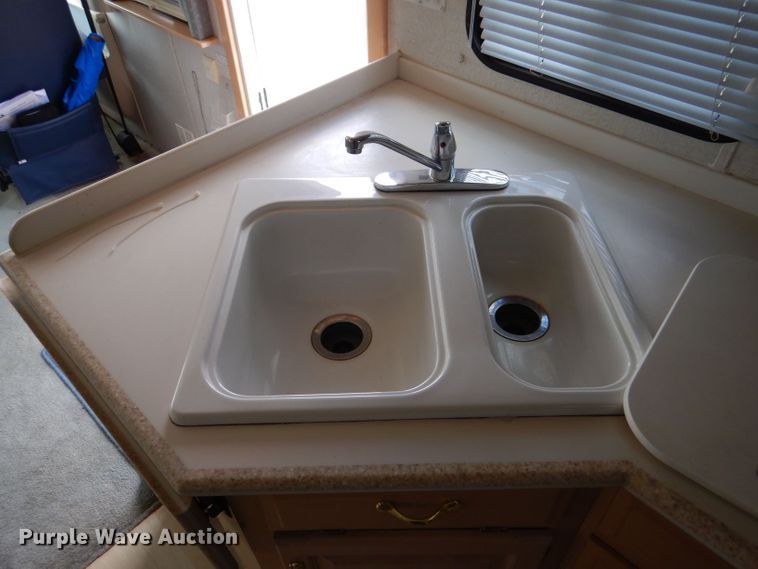 image for item LB9855 2001 Newmar Mountain Aire  RV