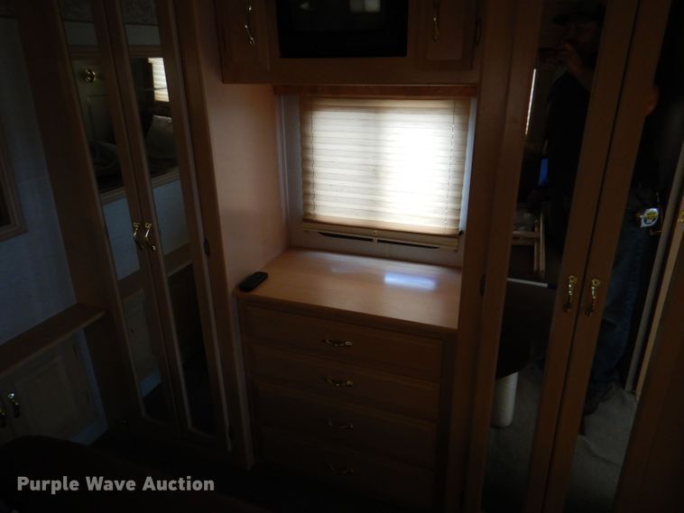 image for item LB9855 2001 Newmar Mountain Aire  RV