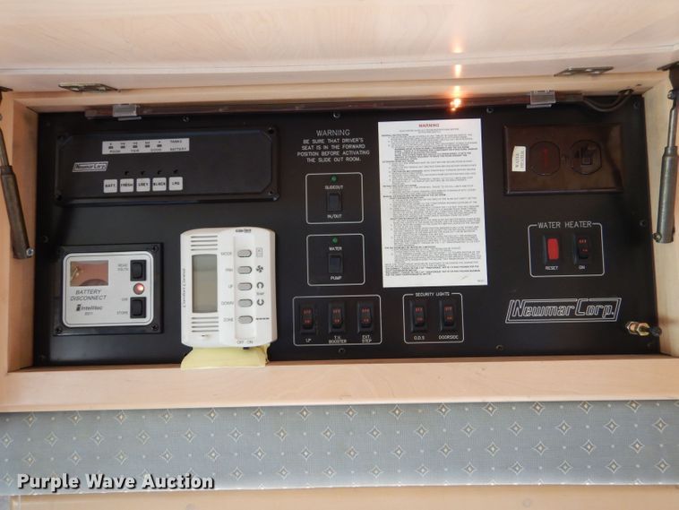 image for item LB9855 2001 Newmar Mountain Aire  RV