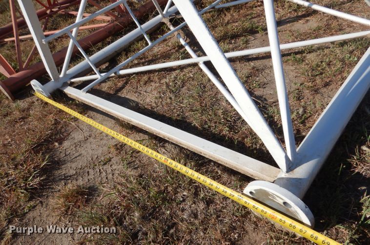 image for item LB9919 (5) antenna tower sections