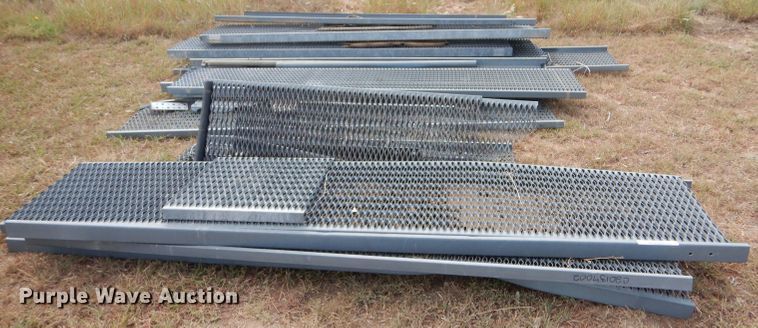 image for item LB9921 Approximately 15 catwalks