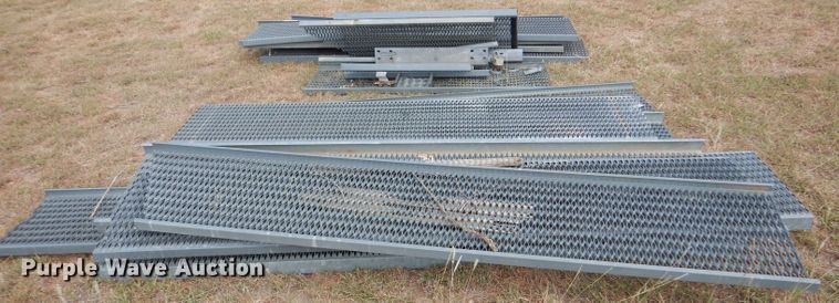 image for item LB9921 Approximately 15 catwalks