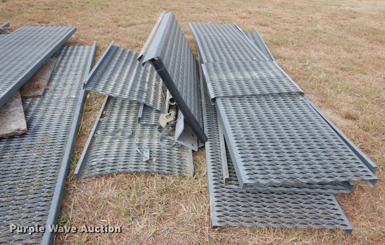 image for item LB9921 Approximately 15 catwalks