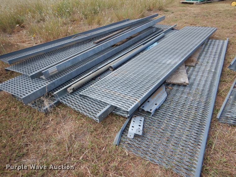 image for item LB9921 Approximately 15 catwalks