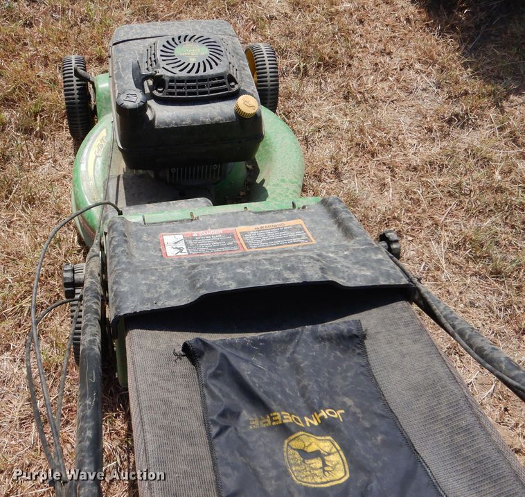 image for item LB9922 Lawn and garden equipment