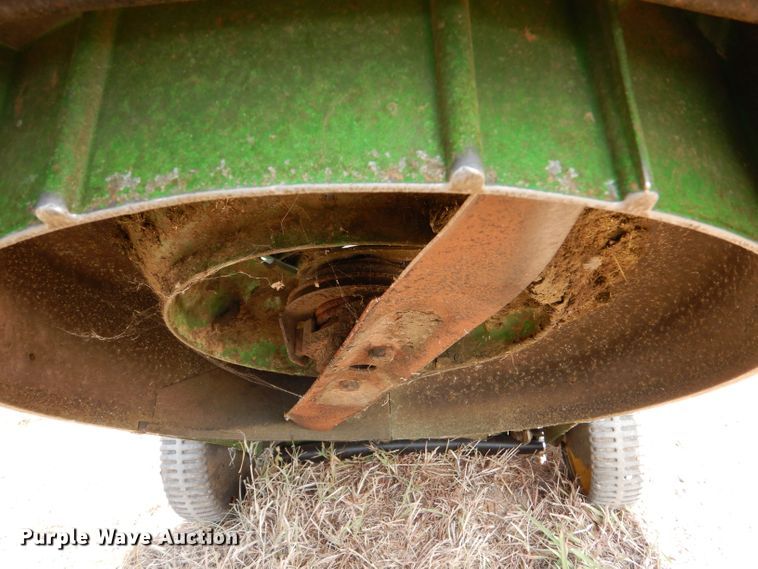 image for item LB9922 Lawn and garden equipment