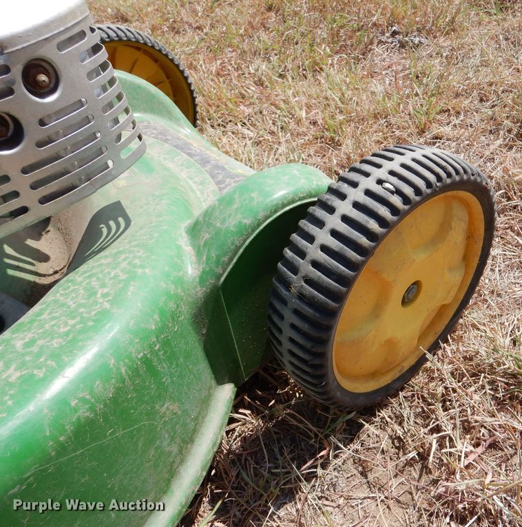 image for item LB9922 Lawn and garden equipment