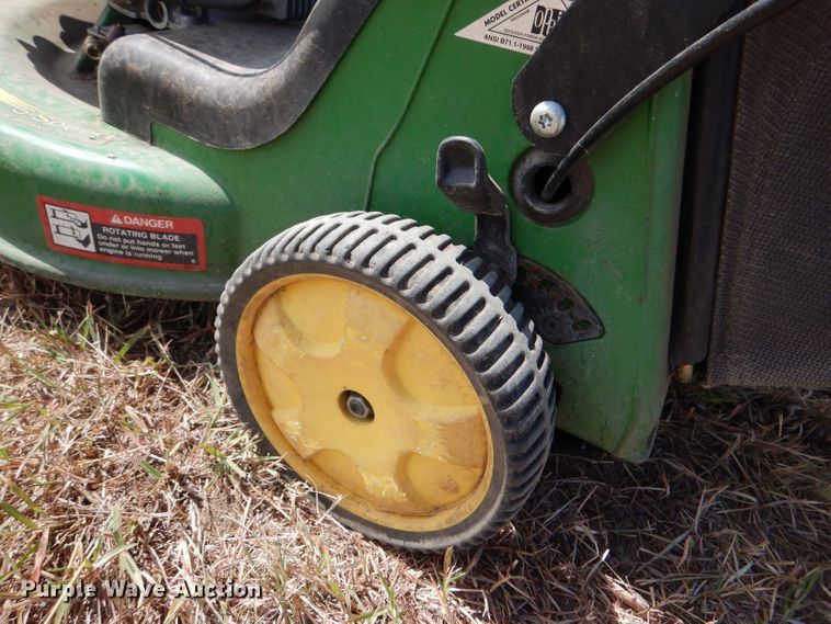 image for item LB9922 Lawn and garden equipment