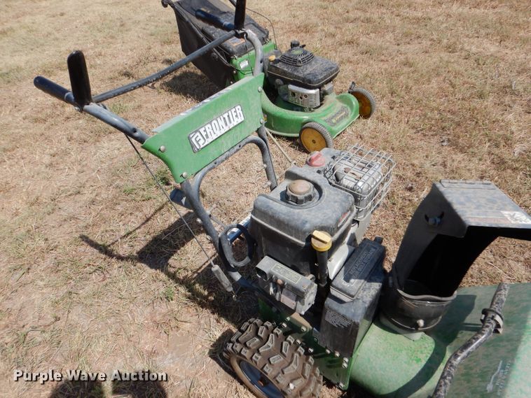 image for item LB9922 Lawn and garden equipment