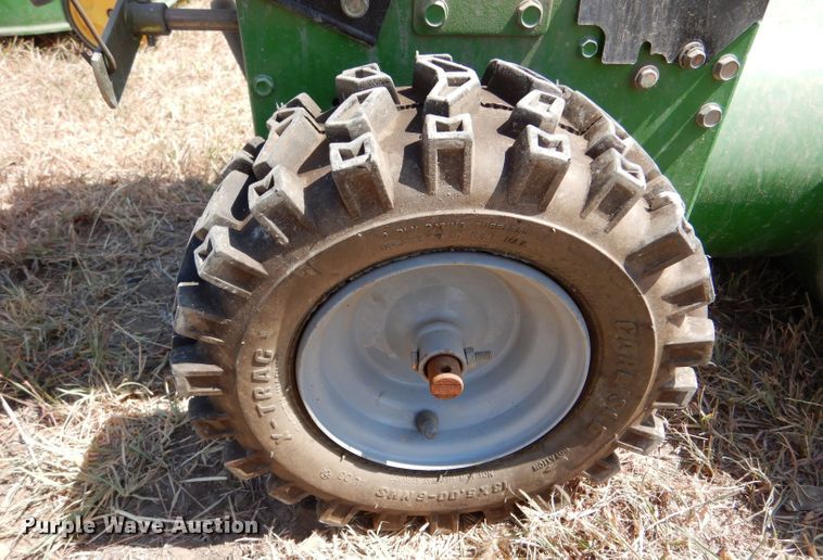 image for item LB9922 Lawn and garden equipment