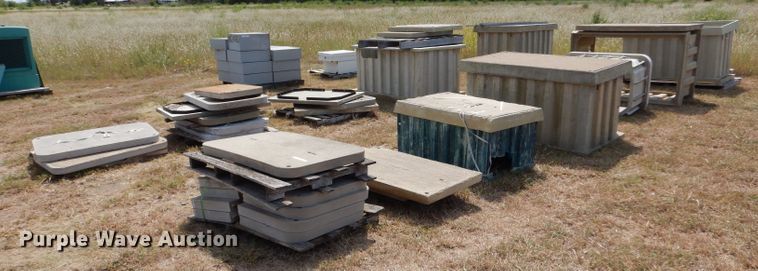 image for item LB9924 (7) fiberglass vaults