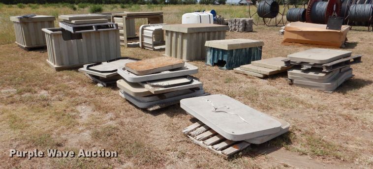 image for item LB9924 (7) fiberglass vaults