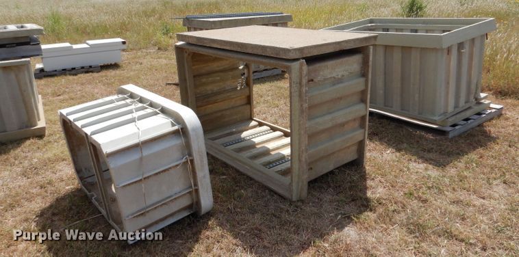 image for item LB9924 (7) fiberglass vaults