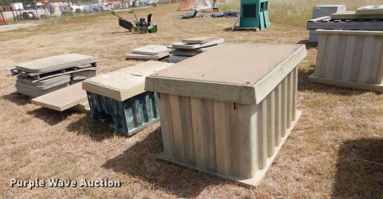 image for item LB9924 (7) fiberglass vaults