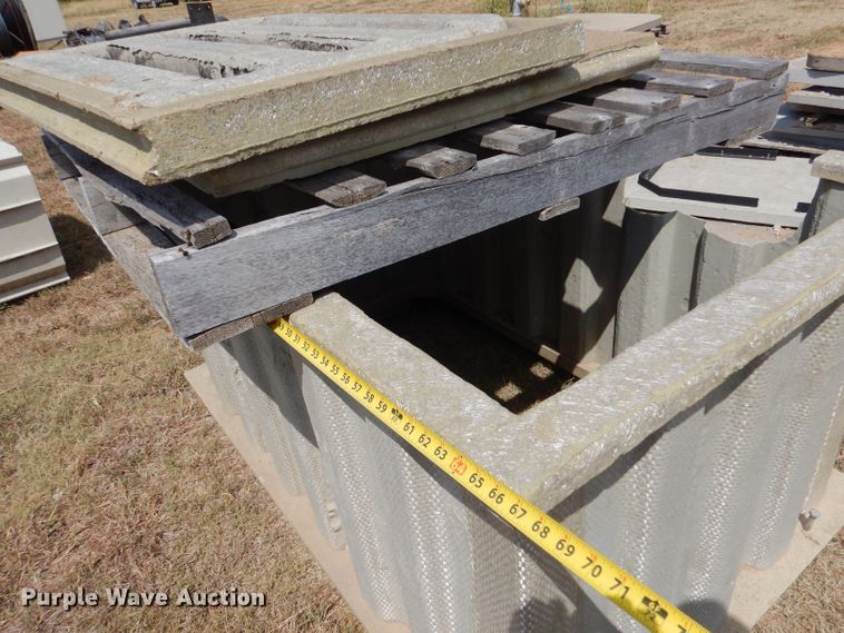 image for item LB9924 (7) fiberglass vaults